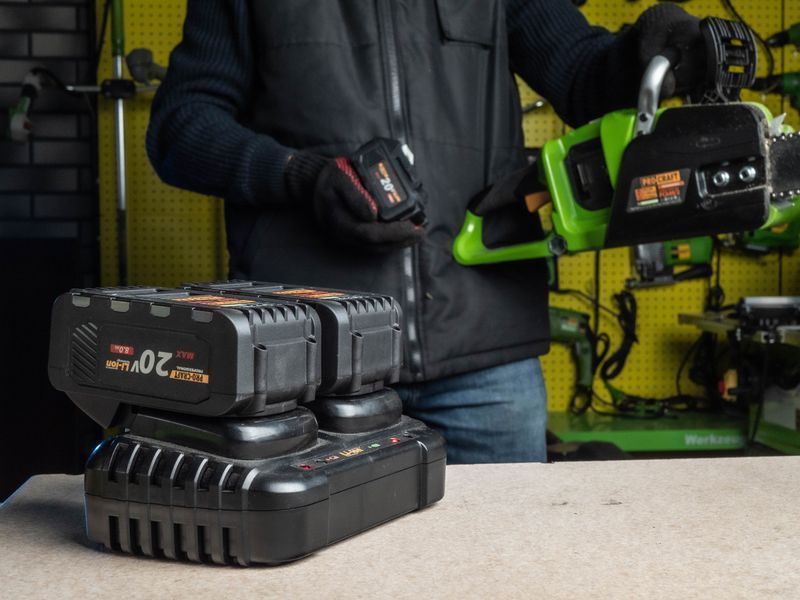 Зарядний пристрій 20 В Li-ion на 2 акумулятора Procraft Charger20/2 Charger20_2 фото