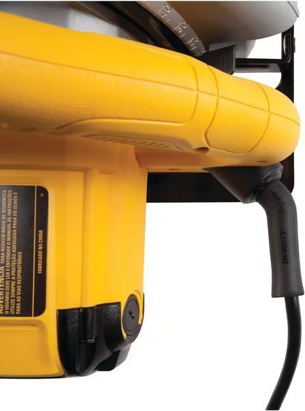 Пила дисковая сетевая DeWALT DWE560 DWE560 фото